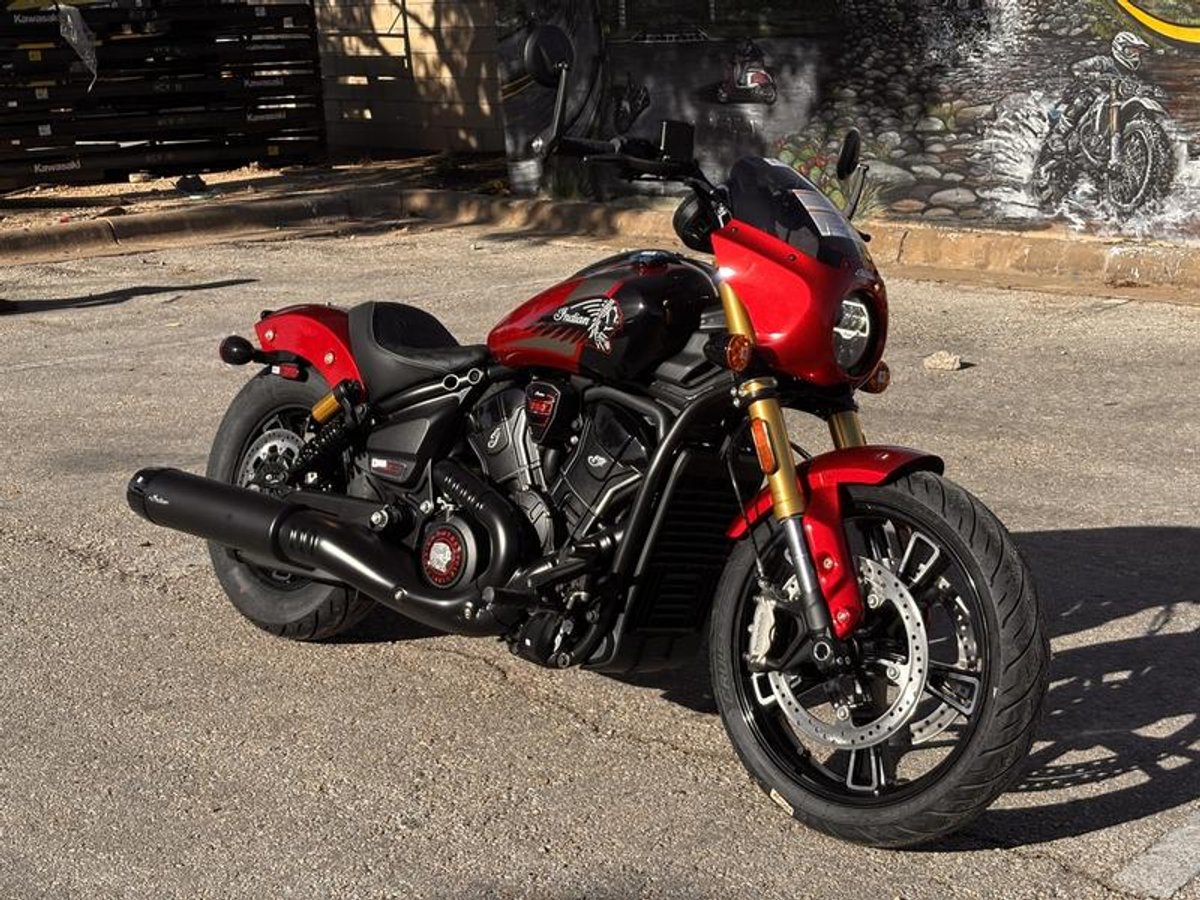2026 Indian Motorcycle 101 Scout Sunset Red Metallic