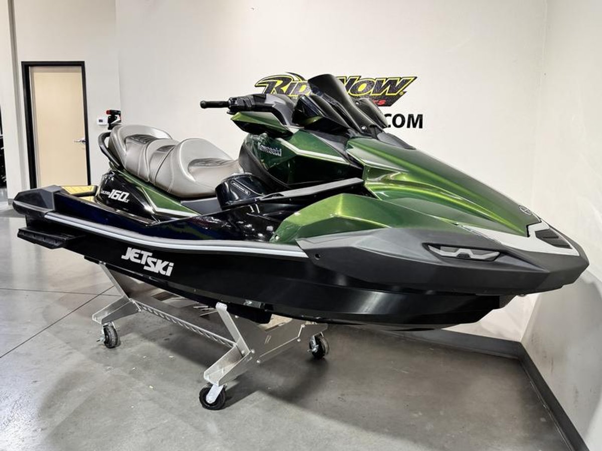 2025 Kawasaki Ultra 160LX
