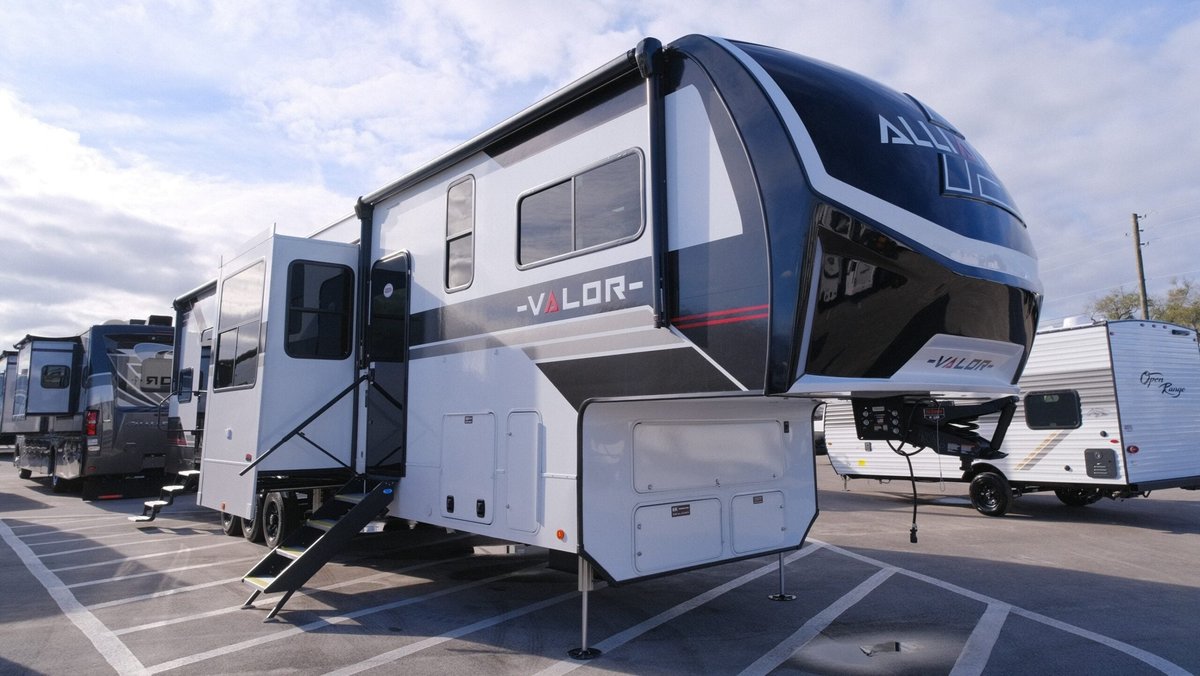 2026 Alliance RV Valor