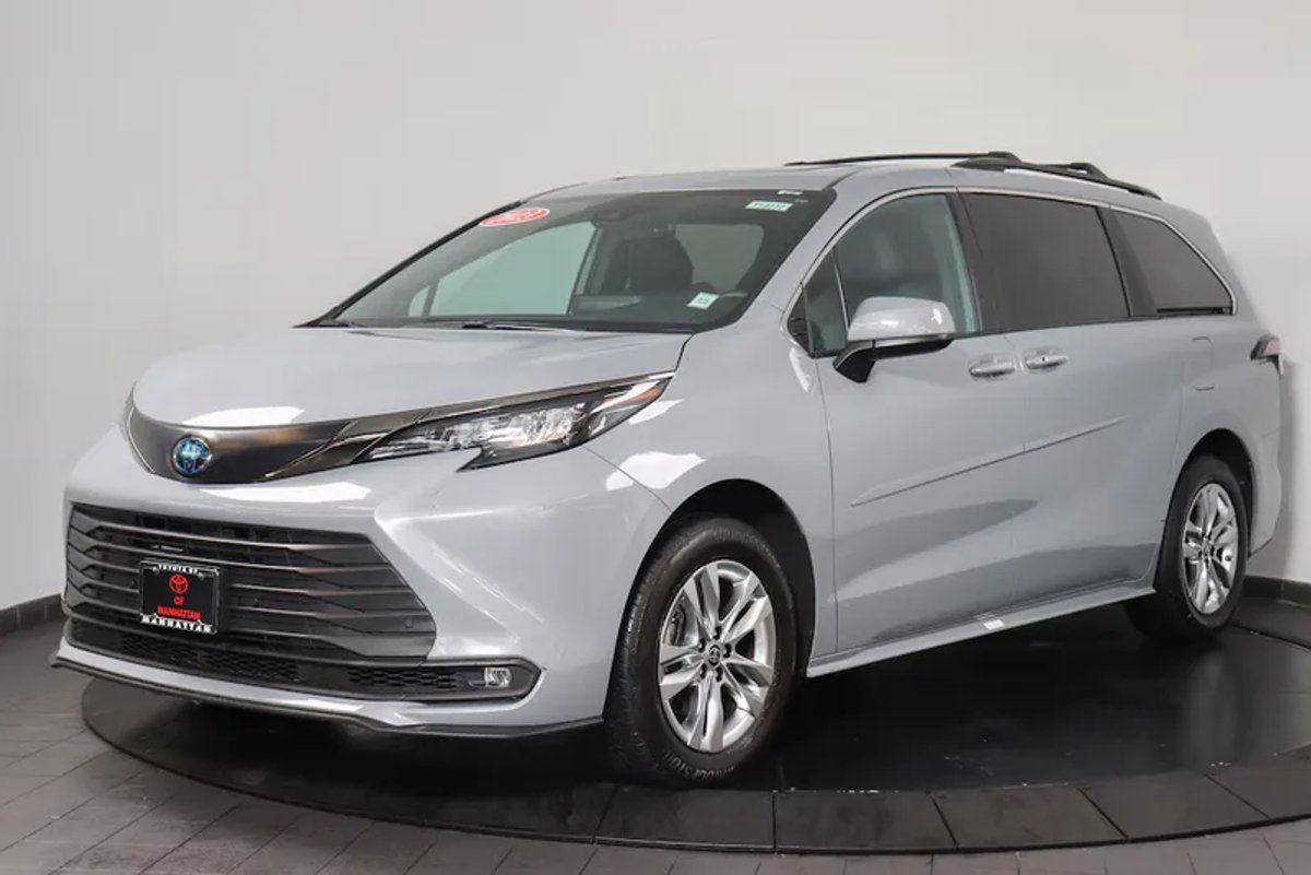 2023 Toyota Sienna