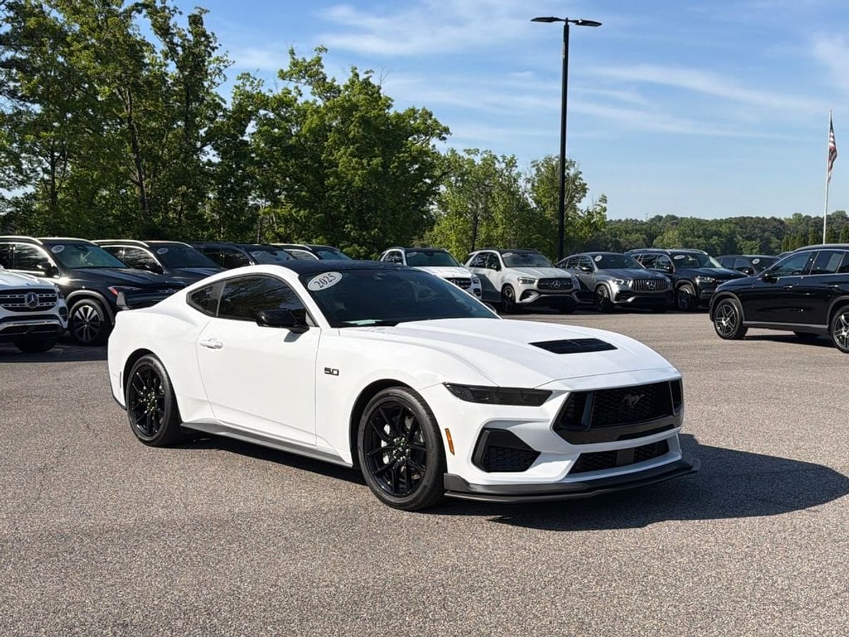 2025 Ford Mustang