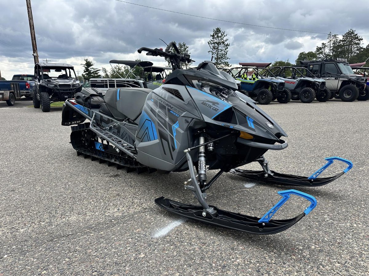 2022 Arctic Cat M 8000 Mountain Cat Alpha One 154 ES