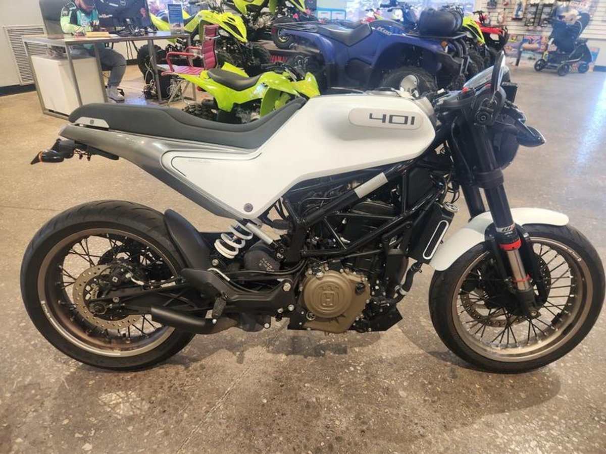2022 Husqvarna Svartpilen 401