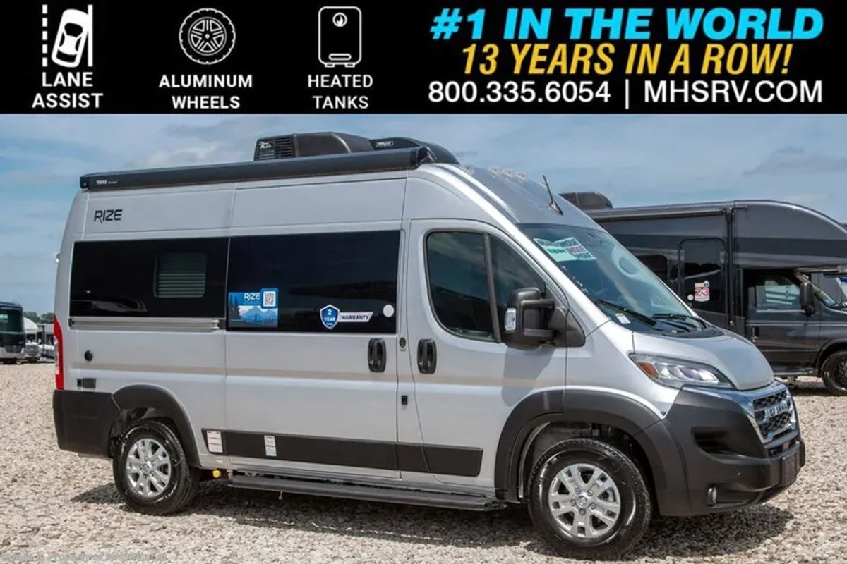 2027 Thor Motor Coach Rize