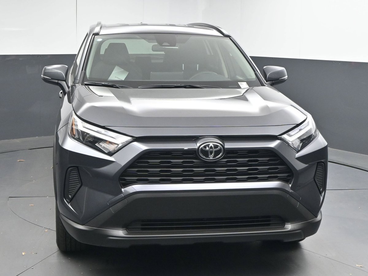2025 Toyota RAV4 Hybrid XLE SUV