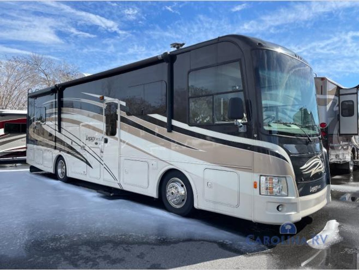 2014 Forest River Legacy SR 300