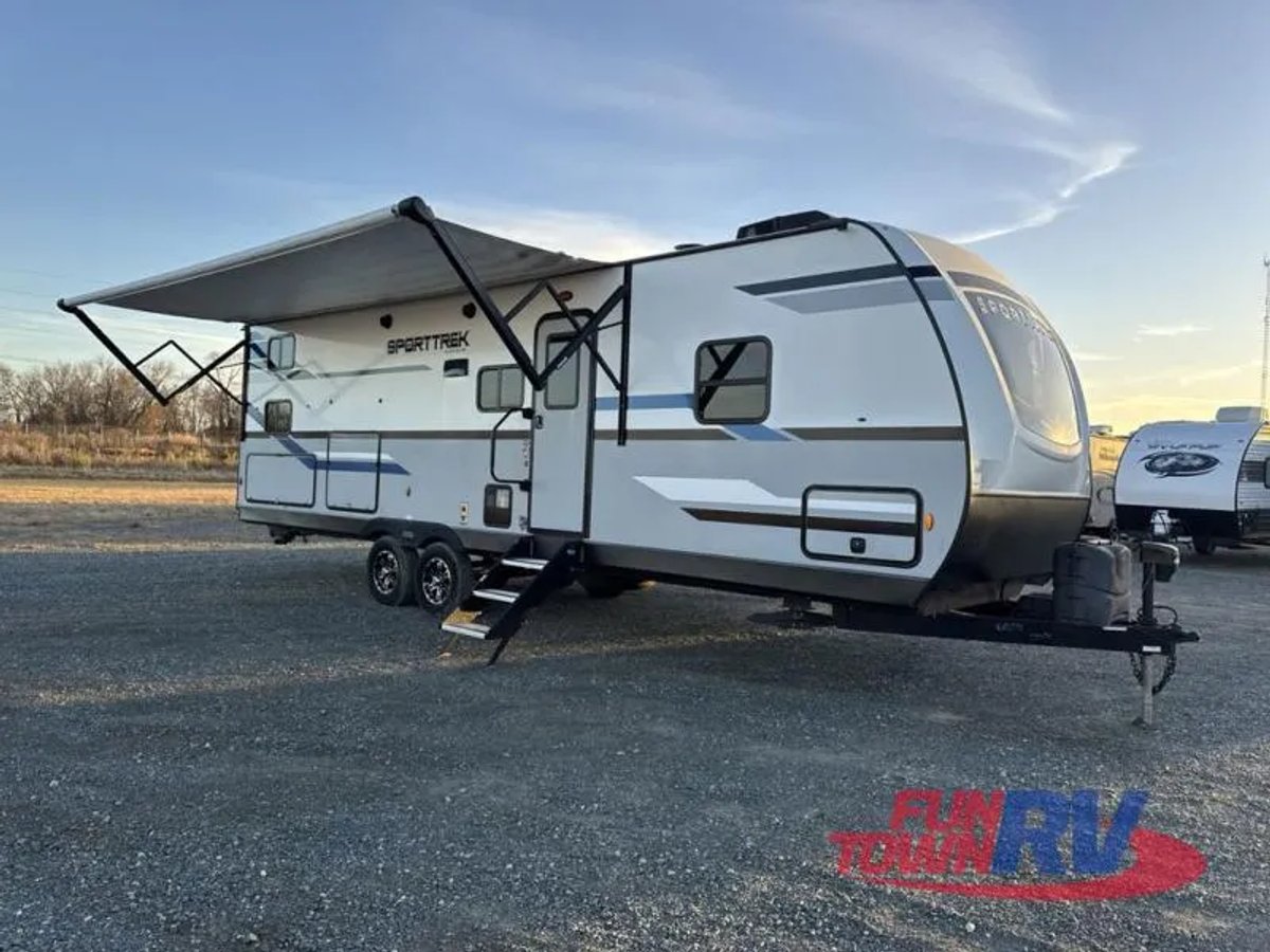 2021 Venture RV SportTrek