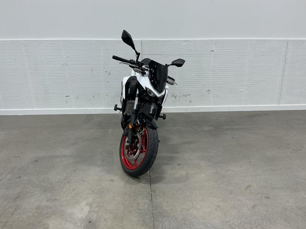 2026 Kawasaki Z500 SE ABS