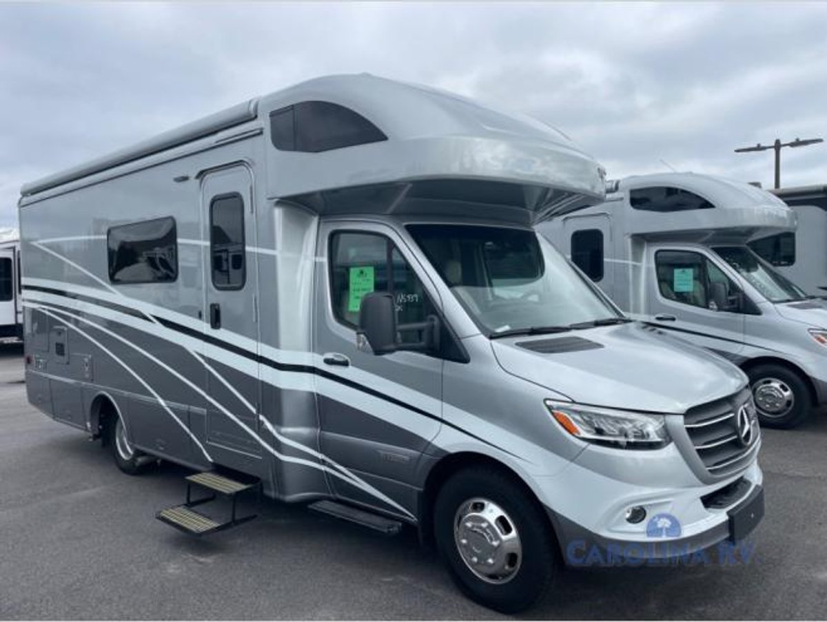 2025 Winnebago View