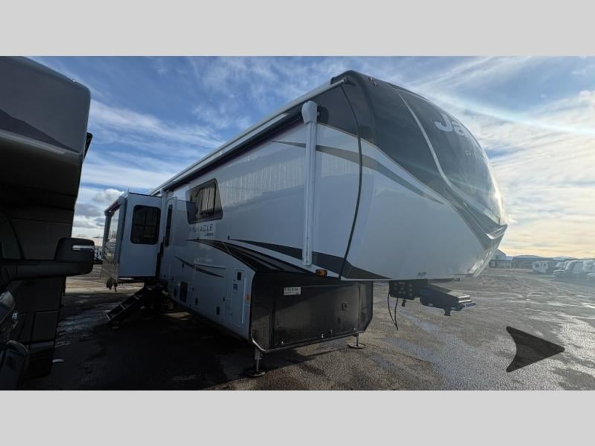 2026 Jayco Pinnacle