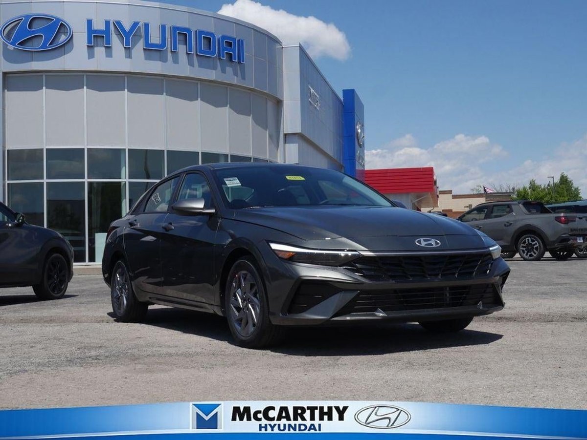 2026 Hyundai Elantra Hybrid