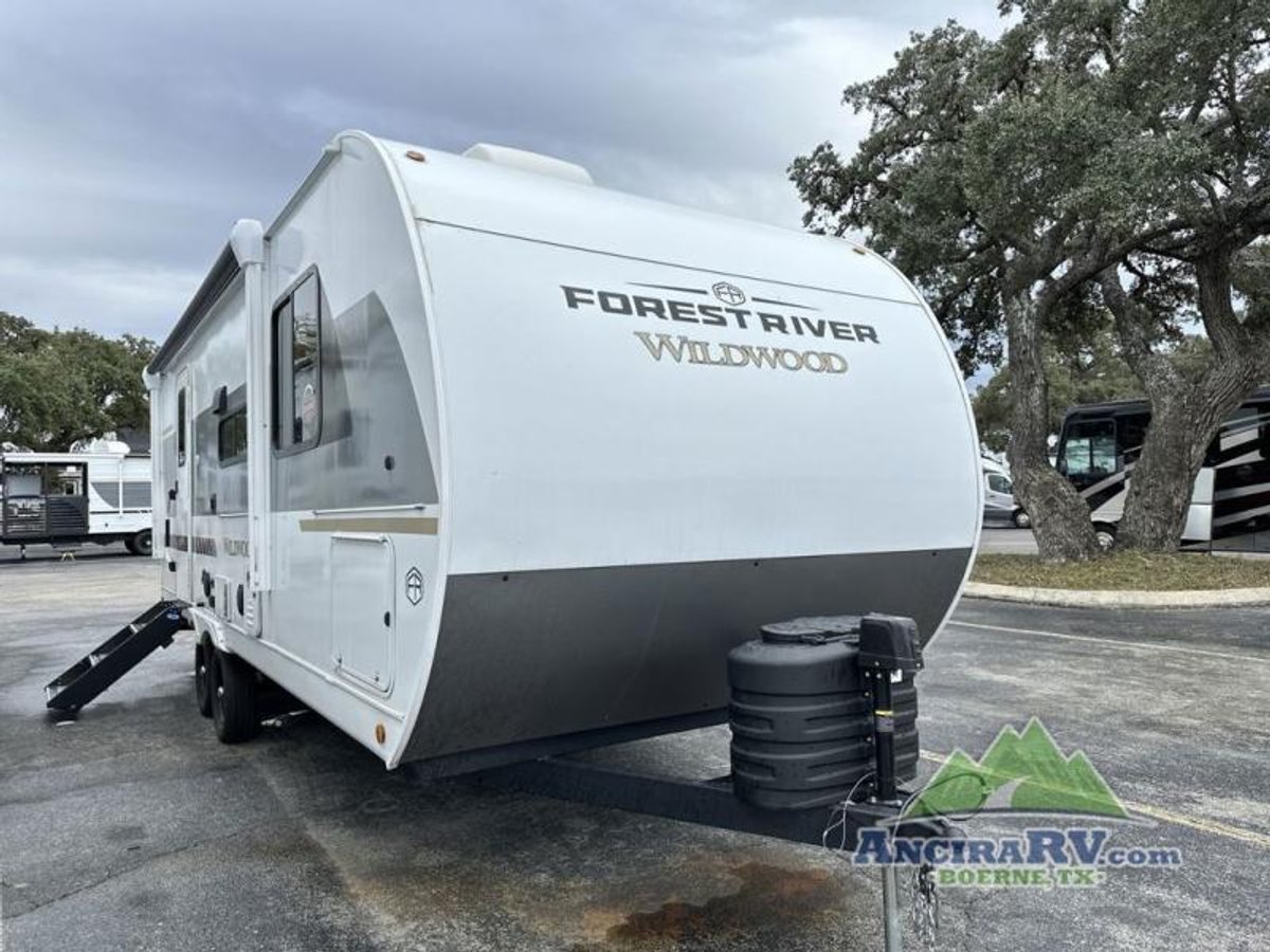 2025 Forest River RV Wildwood