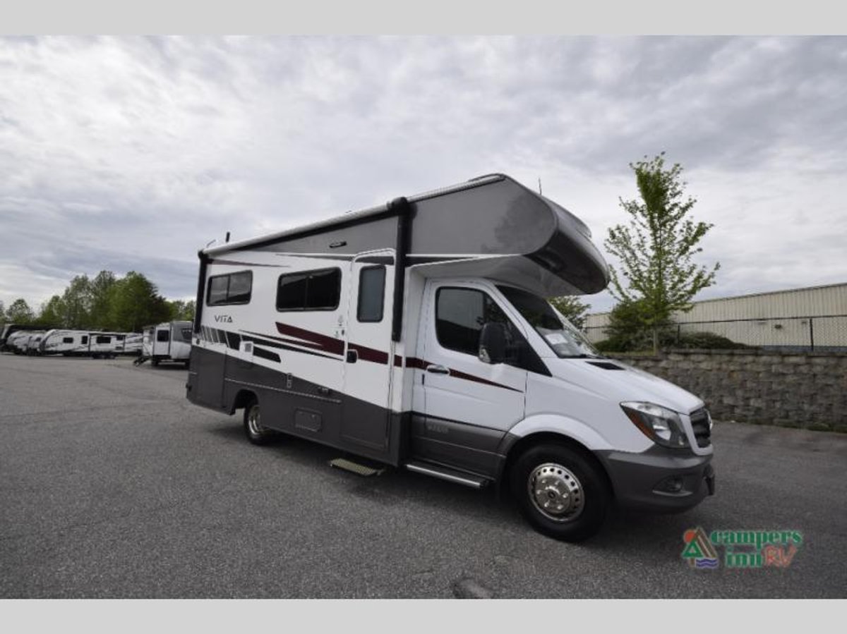 2020 Winnebago Vita