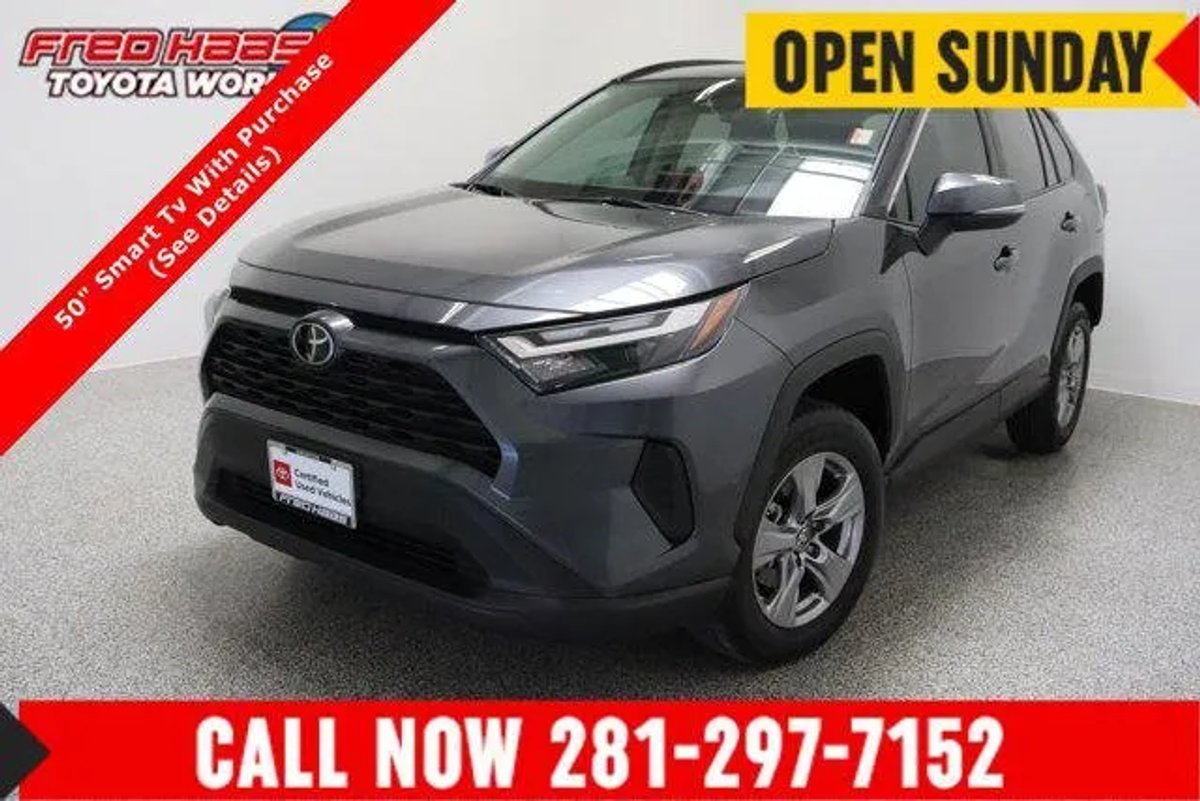 2025 Toyota RAV4 FWD