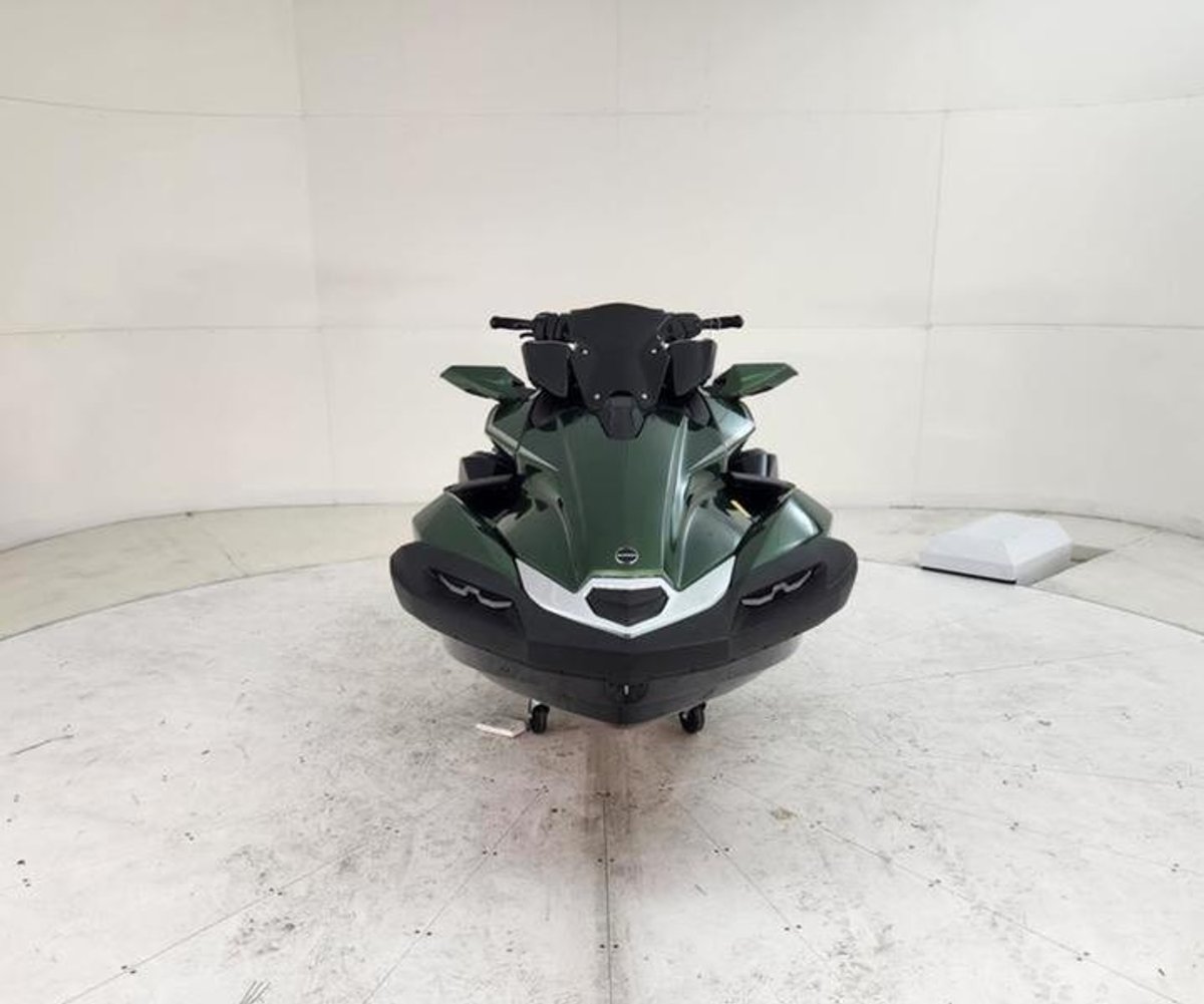 2025 Kawasaki Ultra 160LX