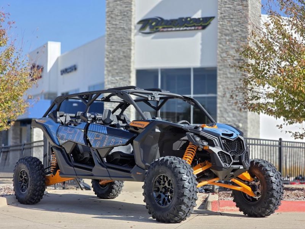 2026 Can-Am Maverick X3 MAX RS Turbo Scandi Blue & Orange Crush