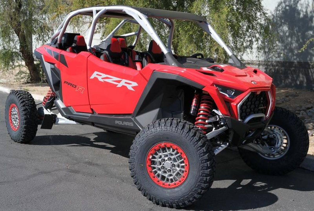 2026 Polaris RZR Pro R 4 Ultimate