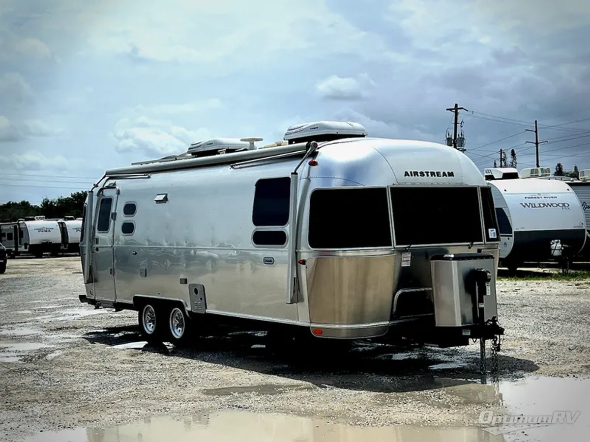 2021 Airstream Globetrotter