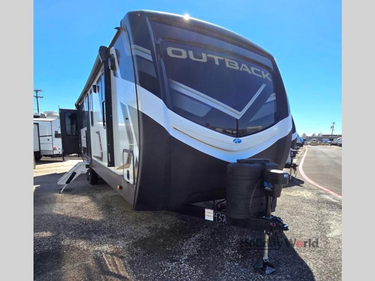 2025 Keystone Outback