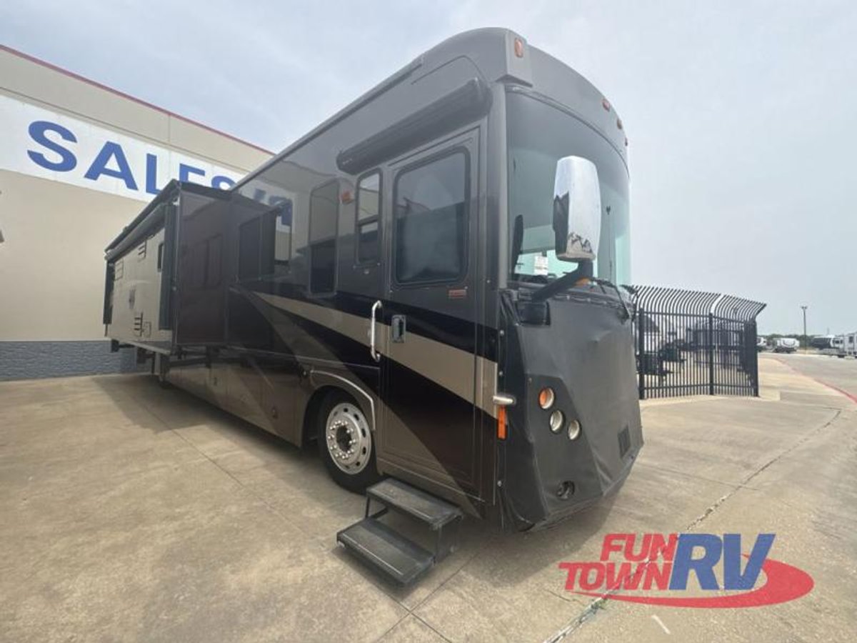 2008 Winnebago Journey