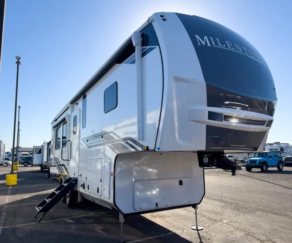 2026 Jayco MILESTONE