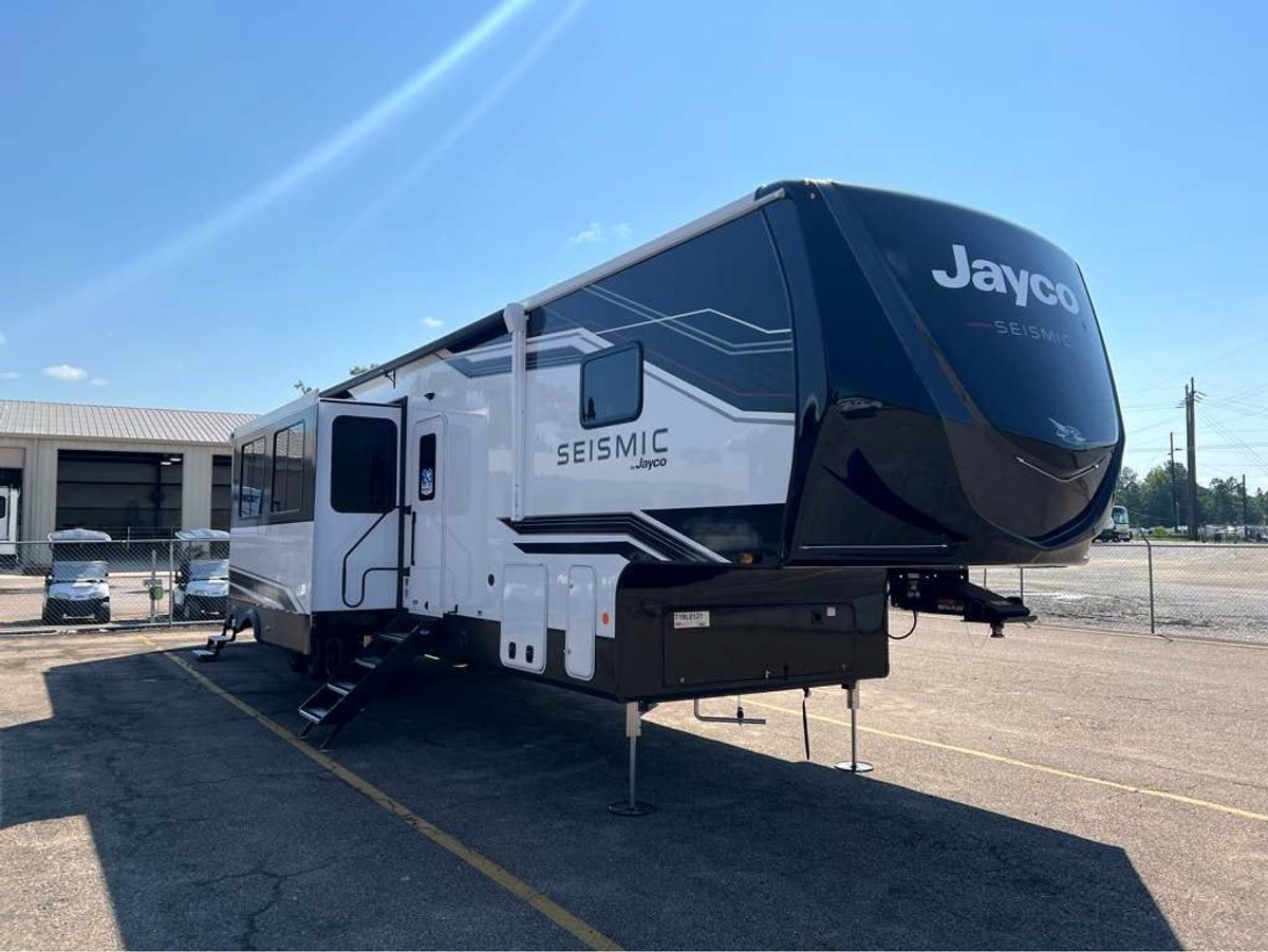 2026 Jayco Seismic