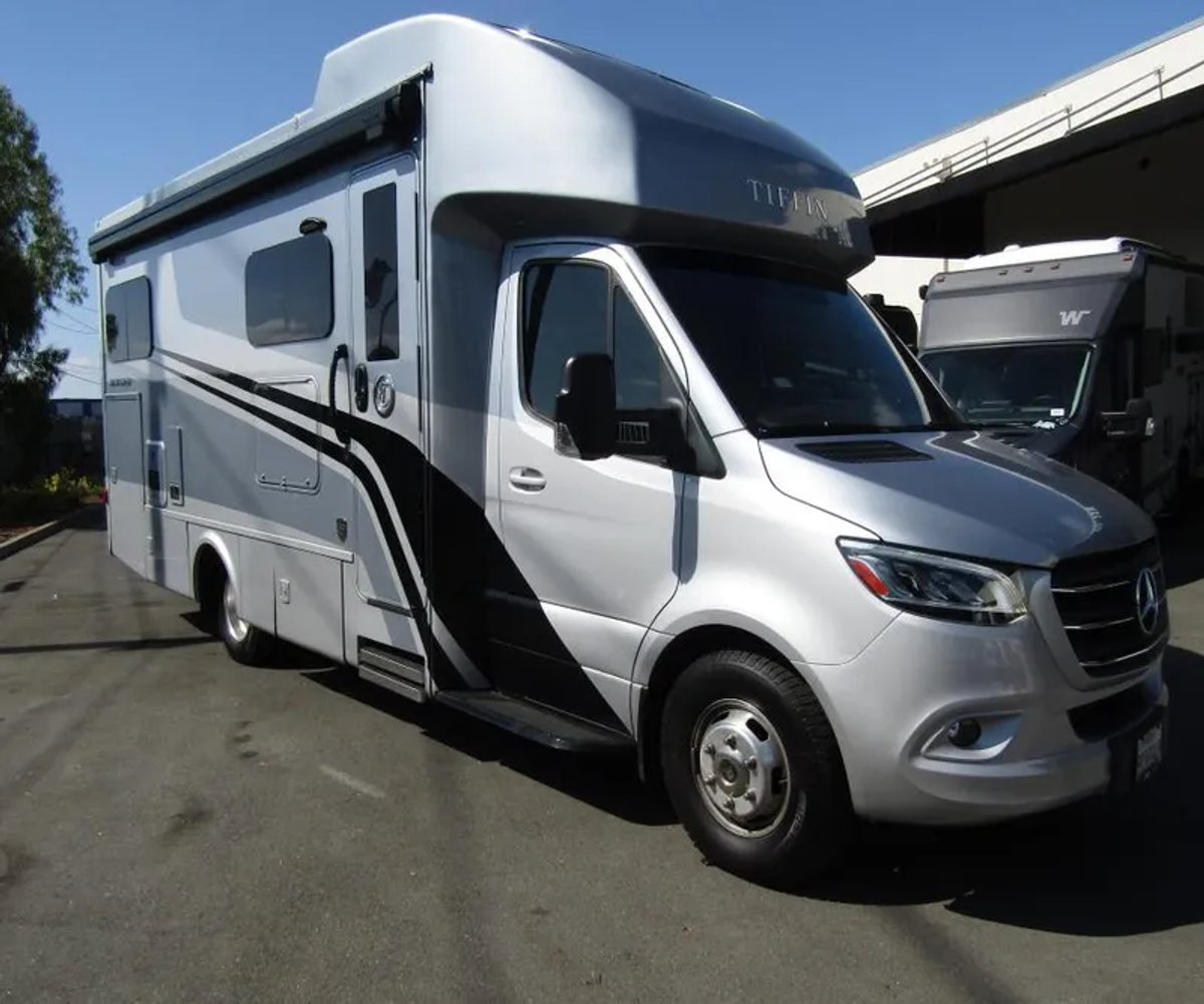 2023 Tiffin WAYFARER