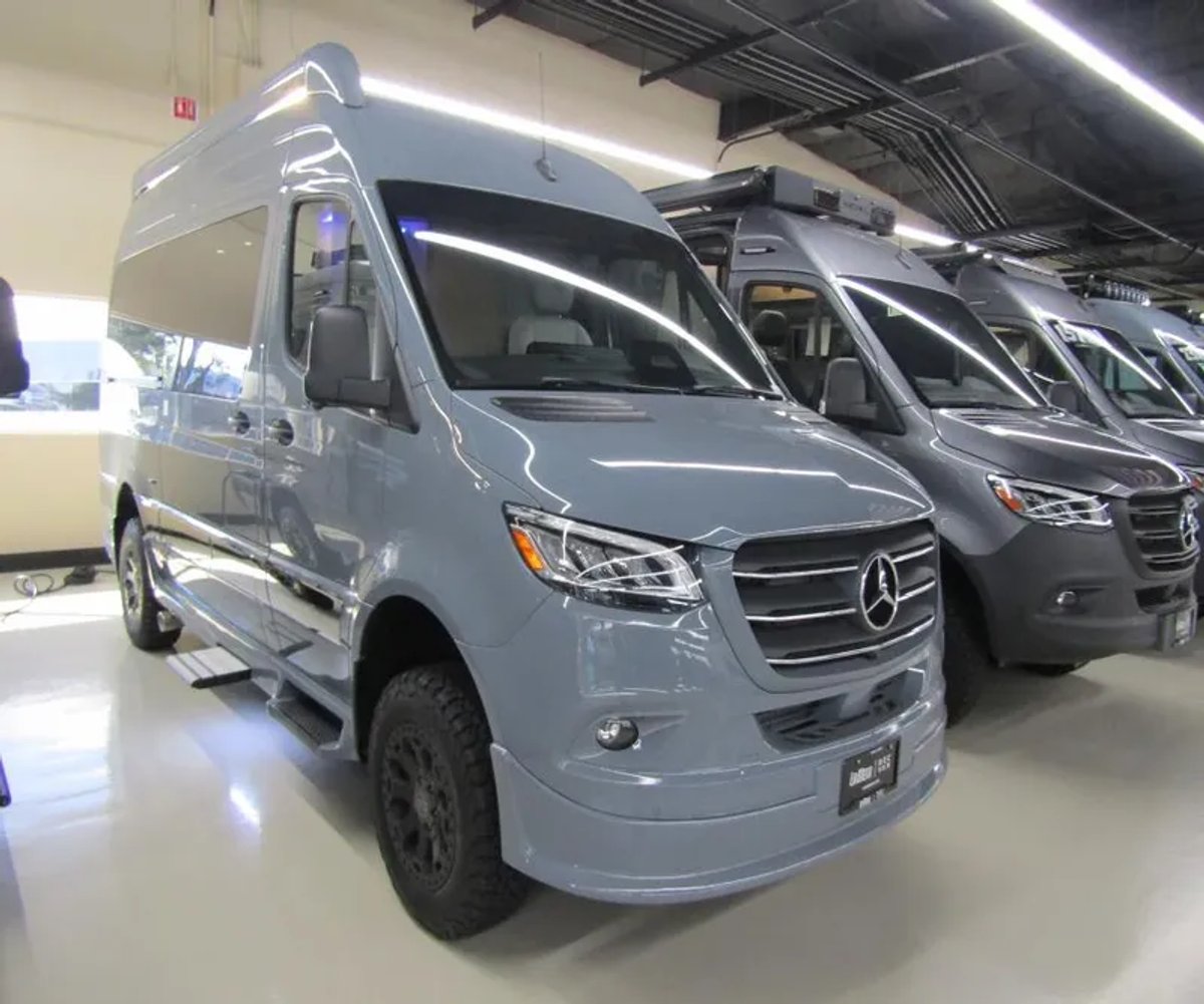 2026 Grech RV TURISMO-ION