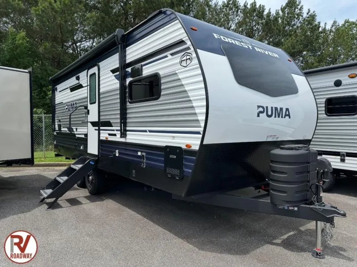 2026 Puma 220FK