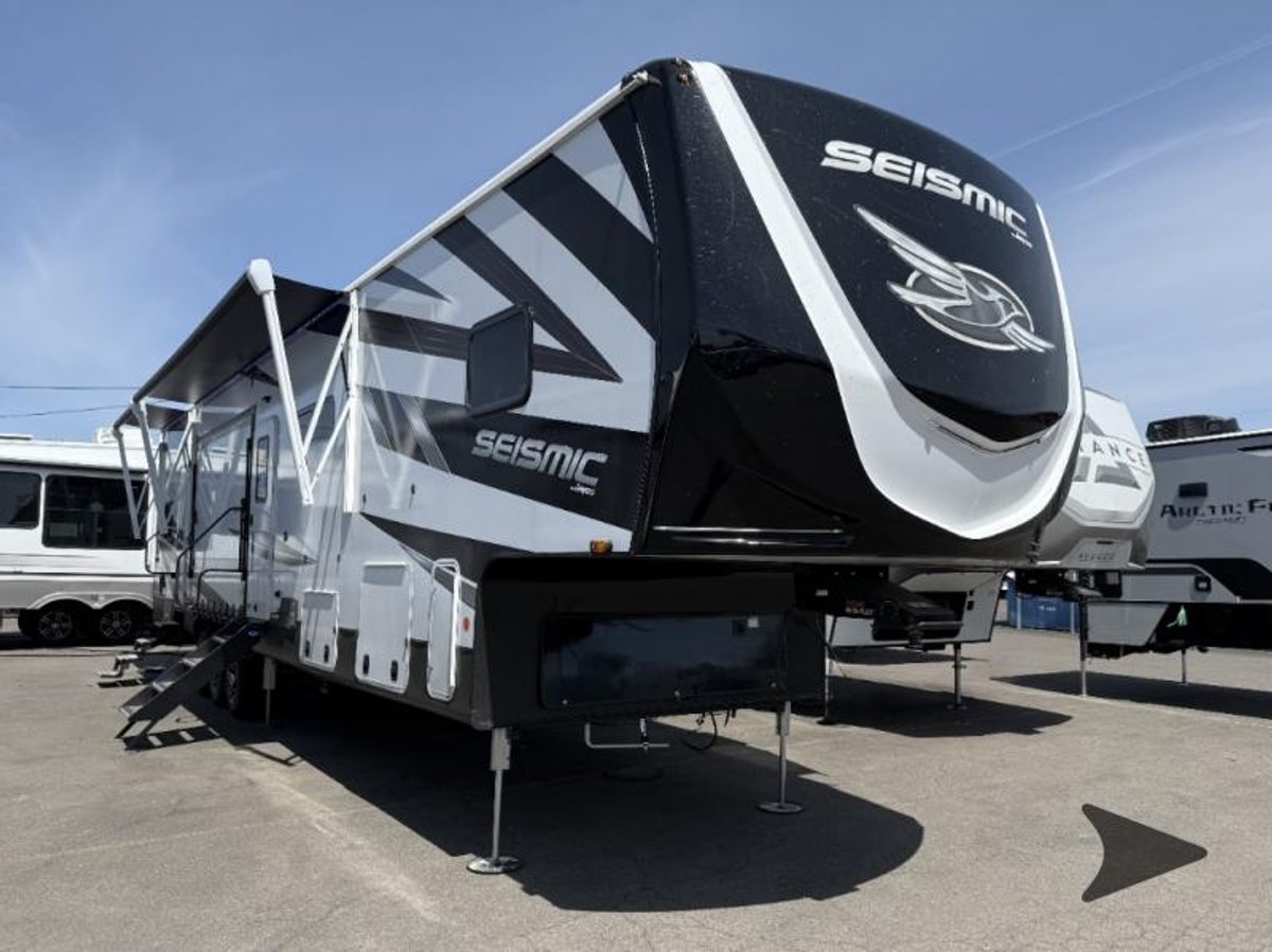 2026 Jayco Seismic