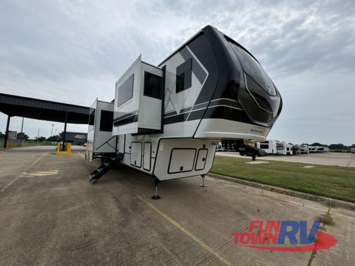 2026 Keystone RV Montana