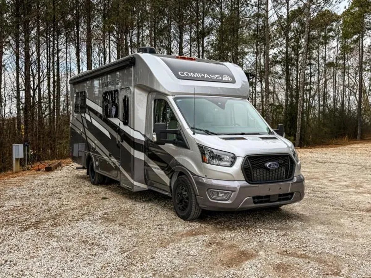 2026 Thor Motor Coach Compass AWD 24KB