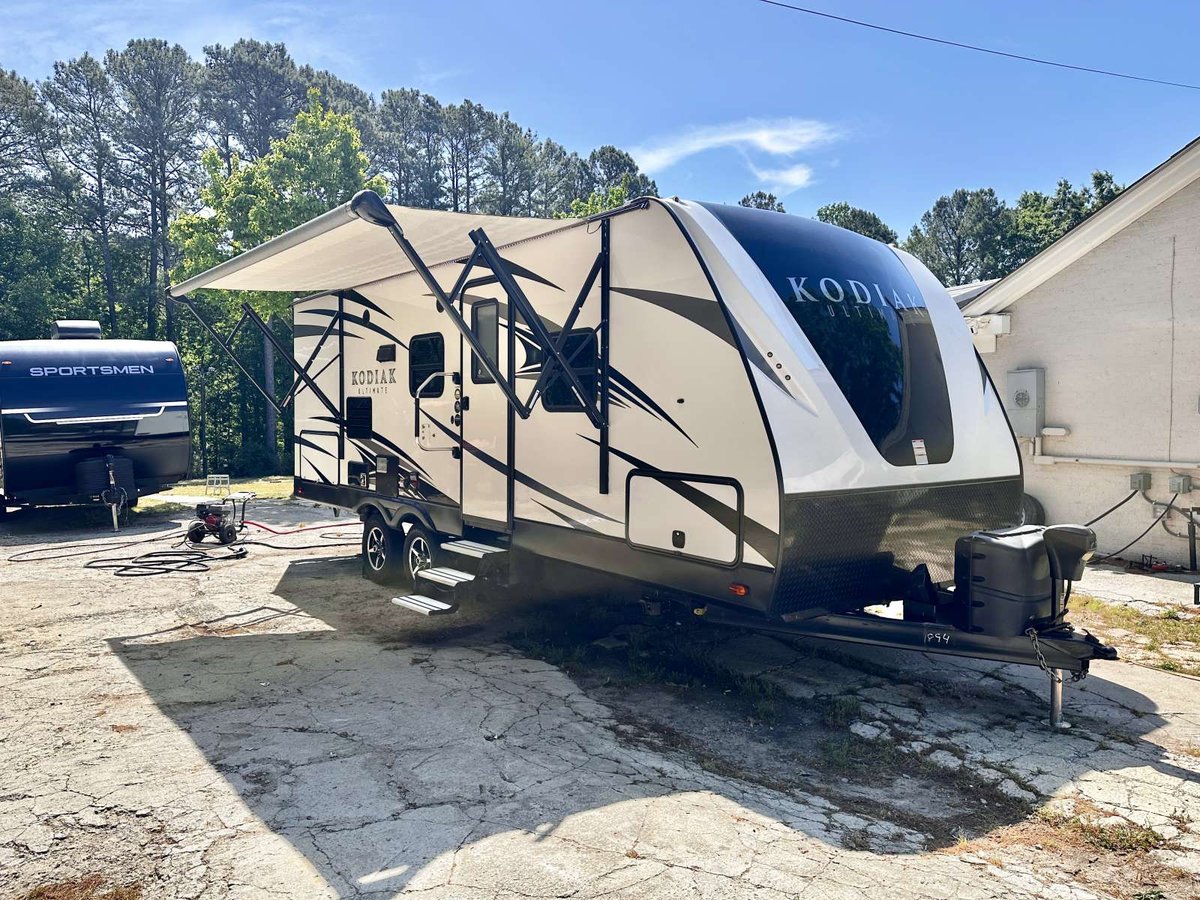2017 Dutchmen Kodiak 230RBSL