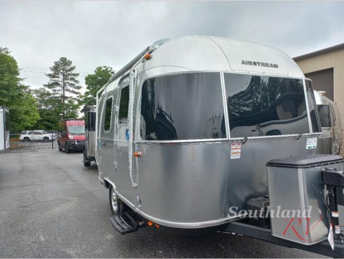 2025 Airstream Bambi