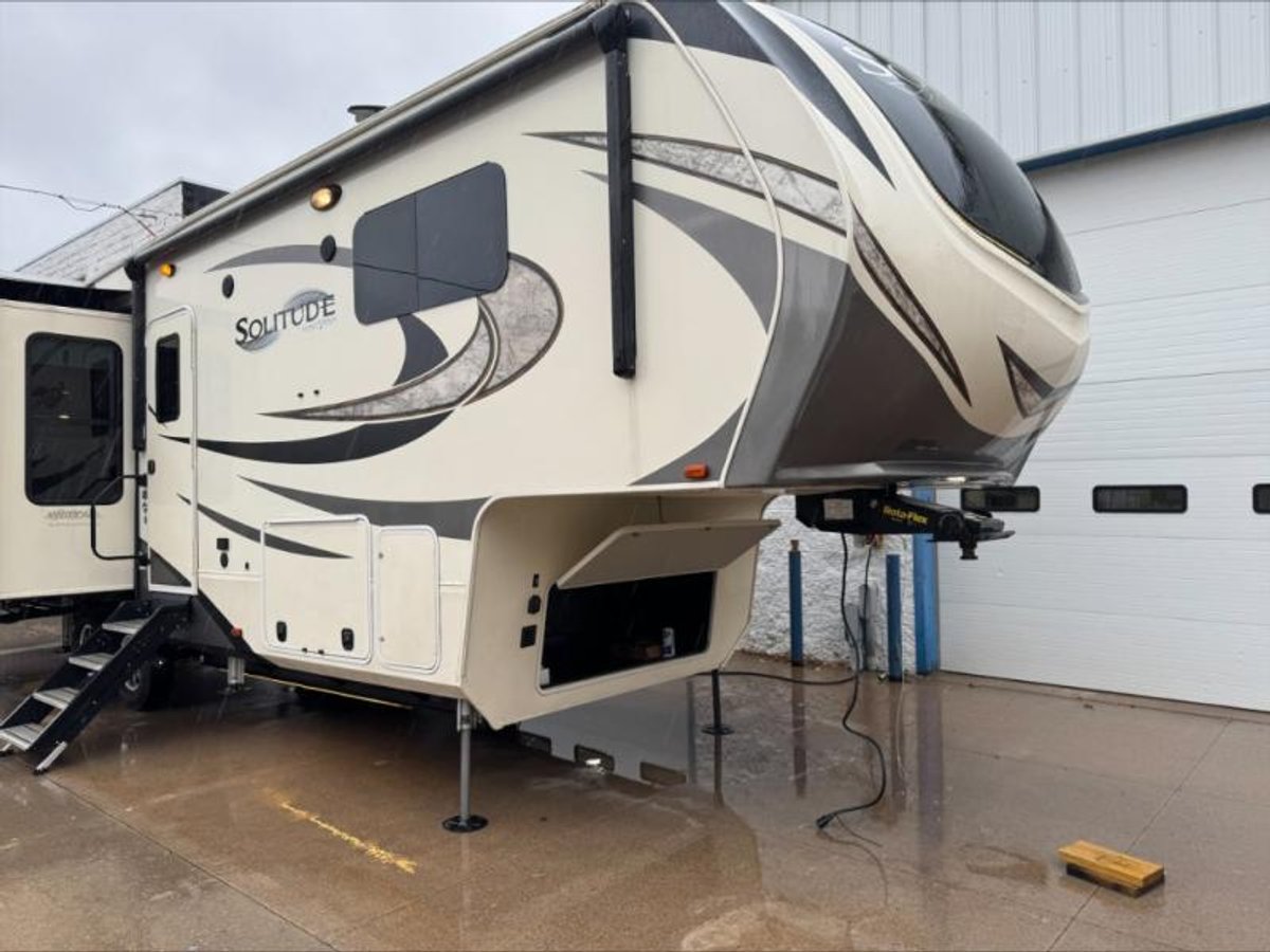 2018 Grand Design Solitude