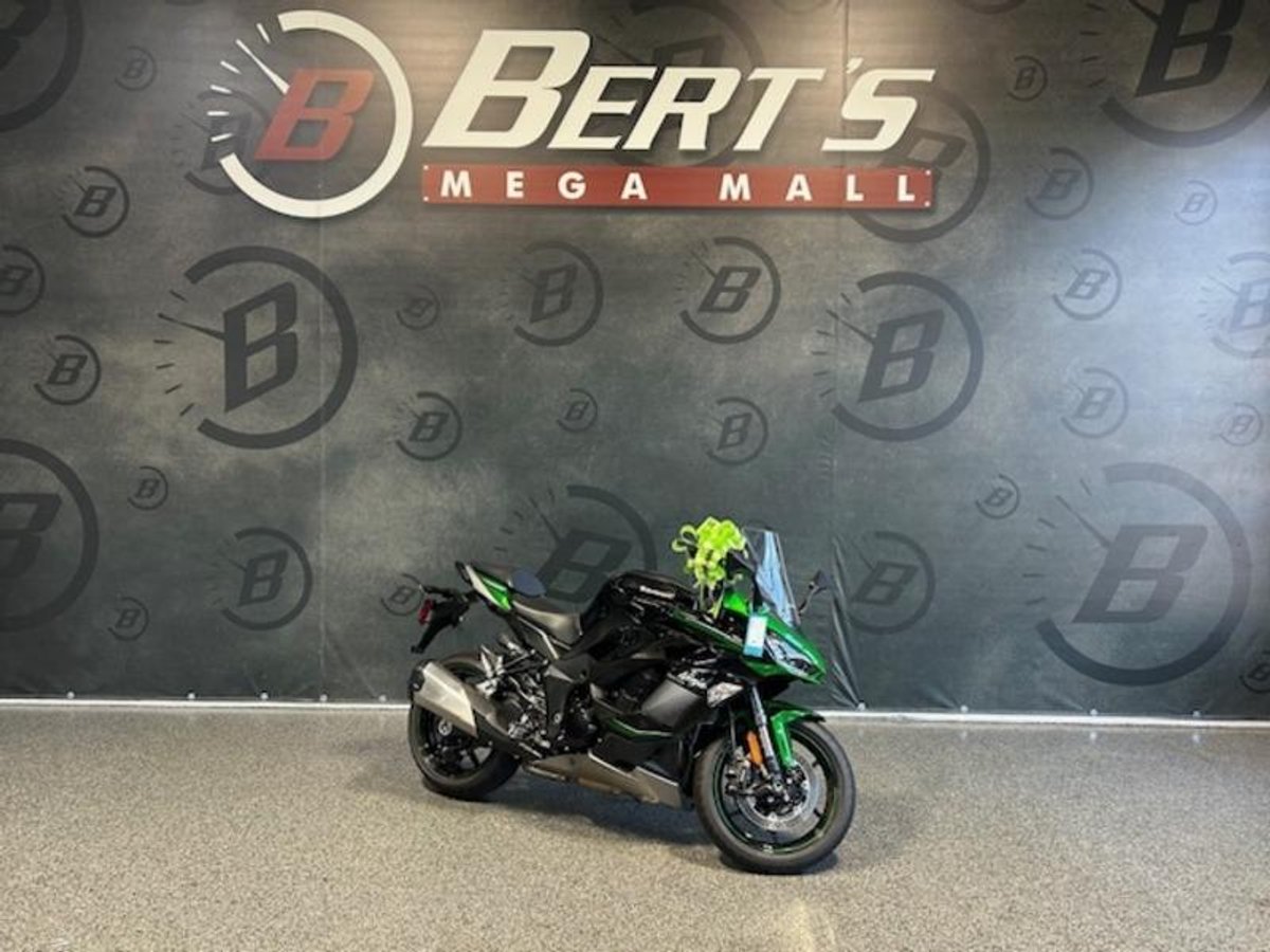 2023 Kawasaki Ninja 1000SX