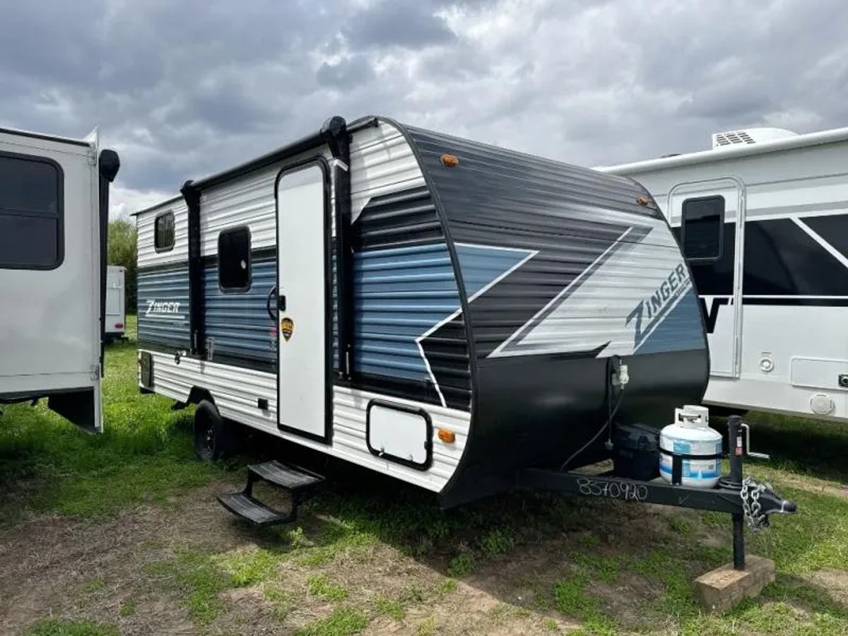 2025 CrossRoads RV Zinger Lite