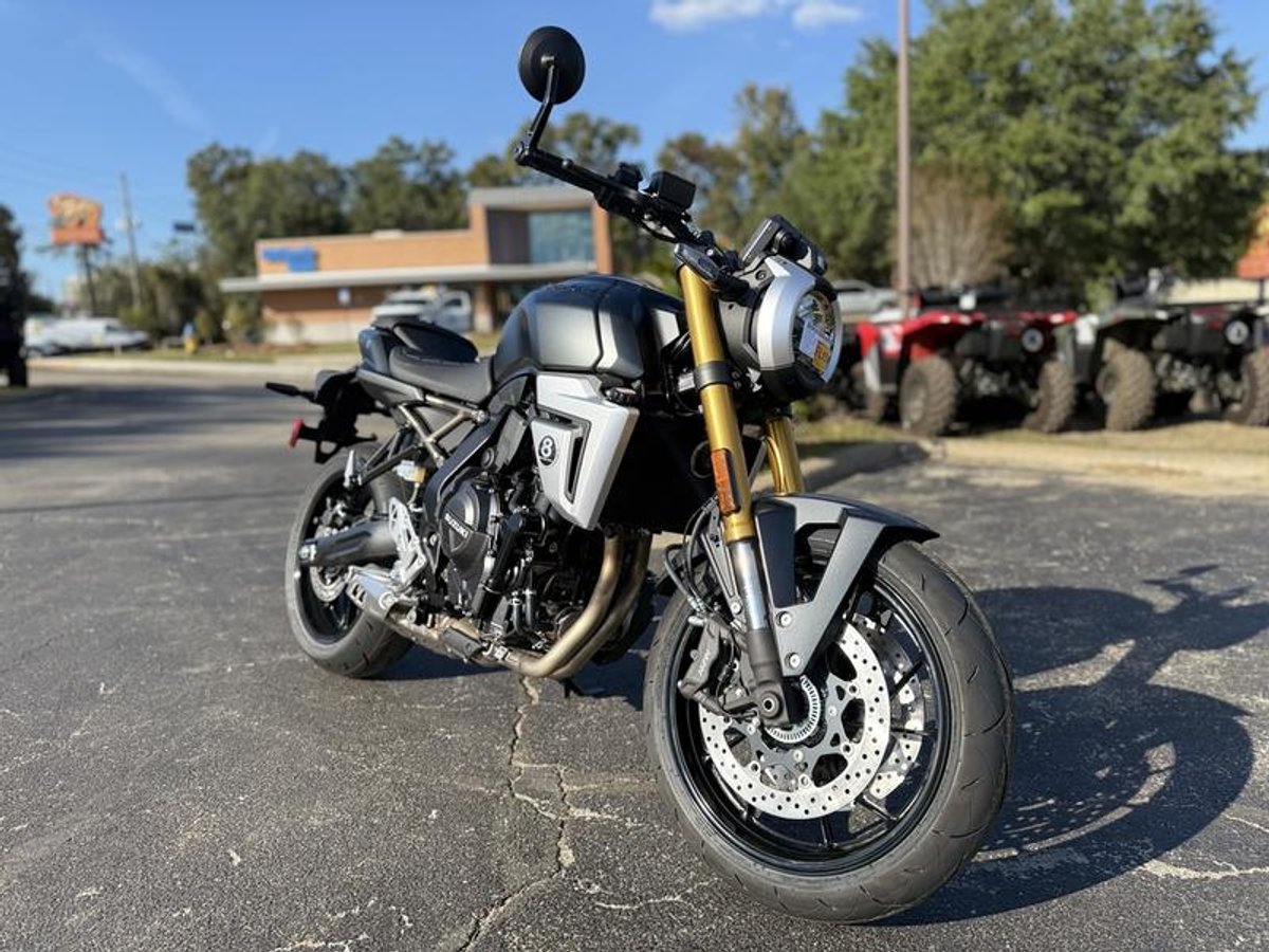 2026 Suzuki GSX-8T