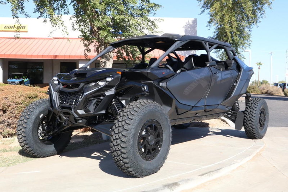 2026 Can-Am Maverick R Max X RS With Smart-Shox