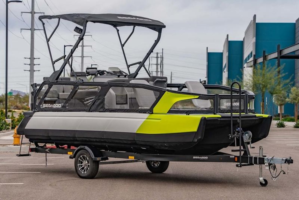 2025 Sea-Doo Switch Sport 21 - 230 hp Painted