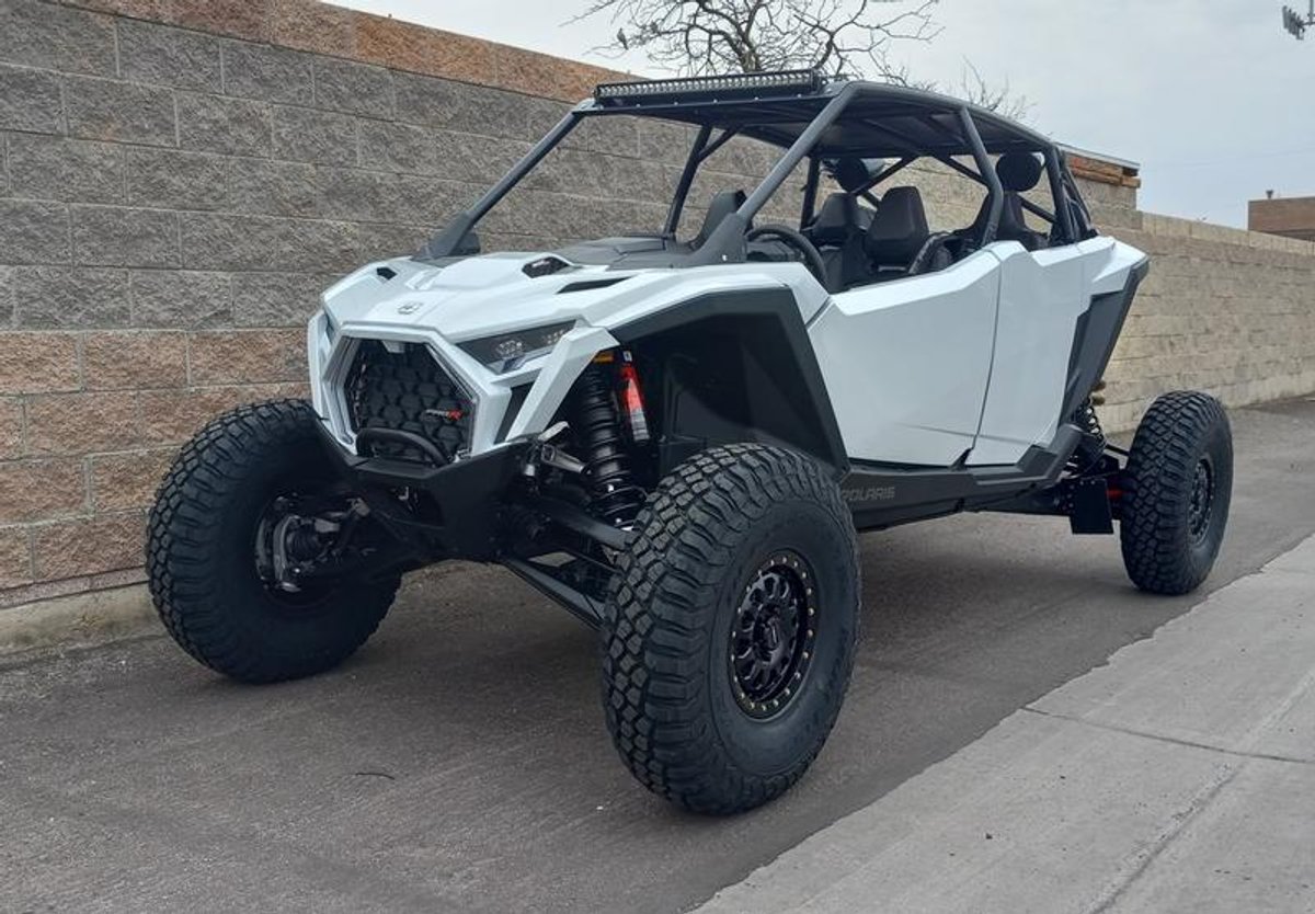 2026 Polaris RZR Pro R 4 Ultimate