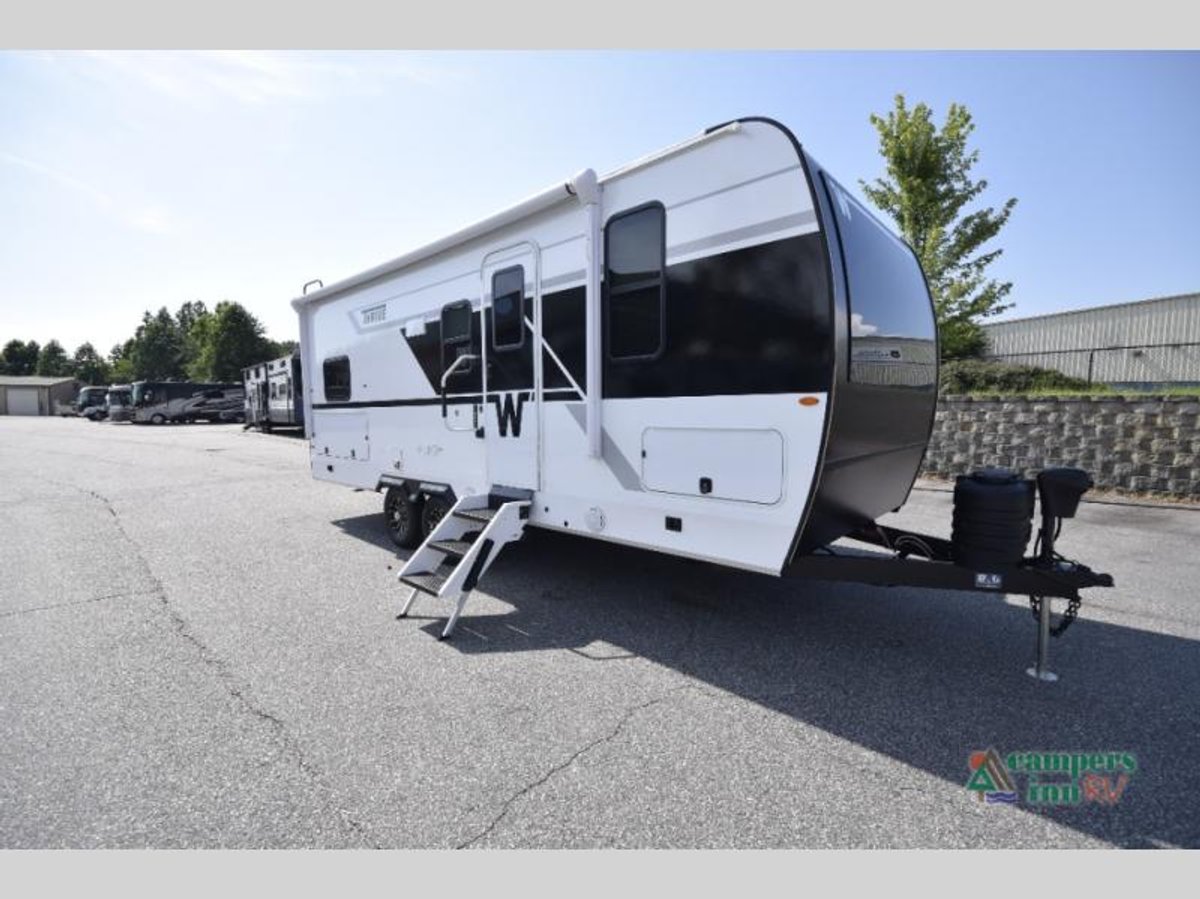 2026 Winnebago Thrive