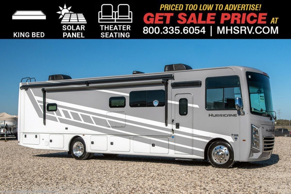 2026 Thor Motor Coach Hurricane
