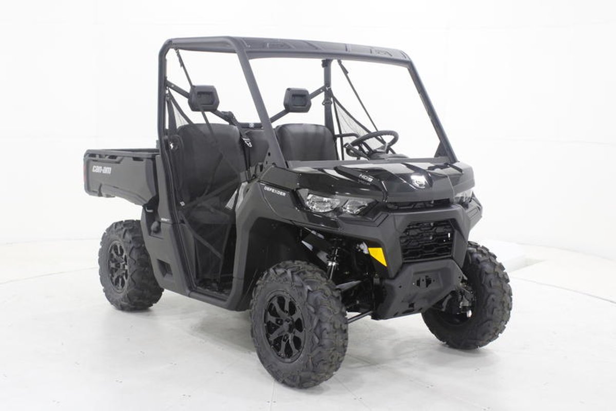 2026 Can-Am Defender DPS HD9 Stealth Black