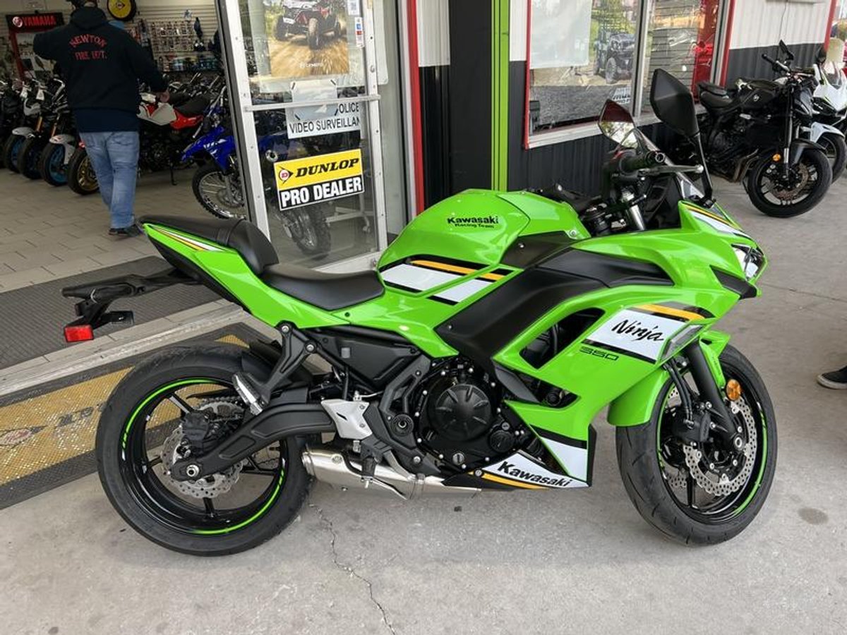 2025 Kawasaki Ninja 650 KRT Edition ABS