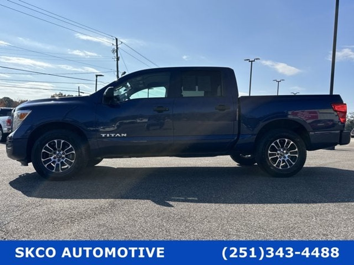 2022 Nissan Titan