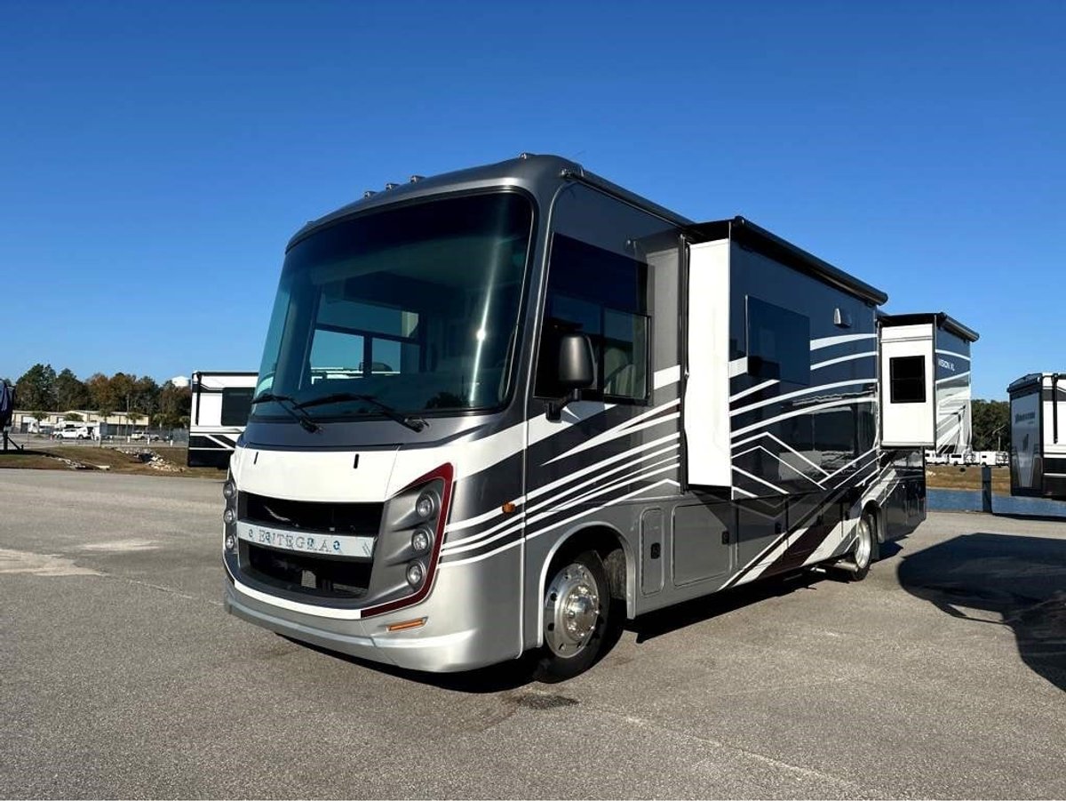 2026 Entegra Vision XL