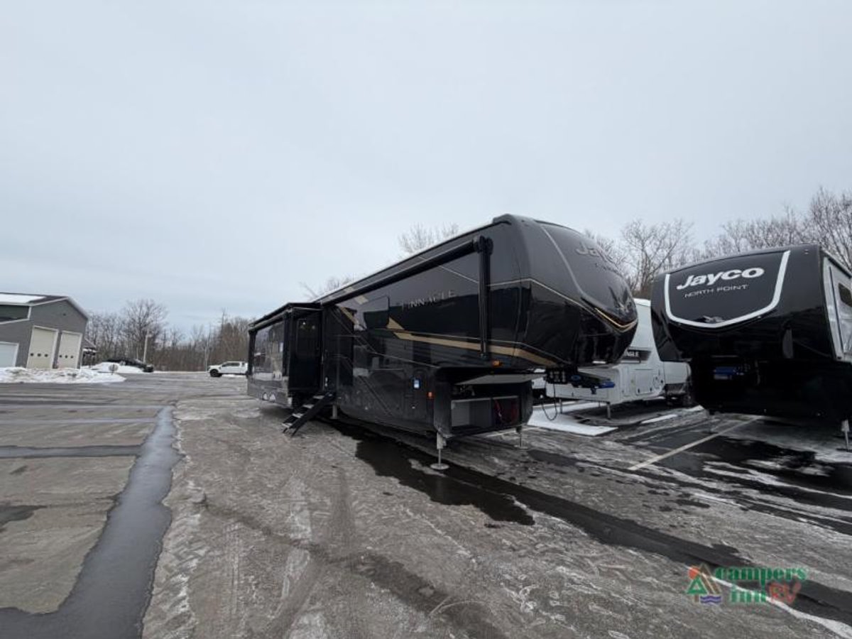 2026 Jayco Pinnacle