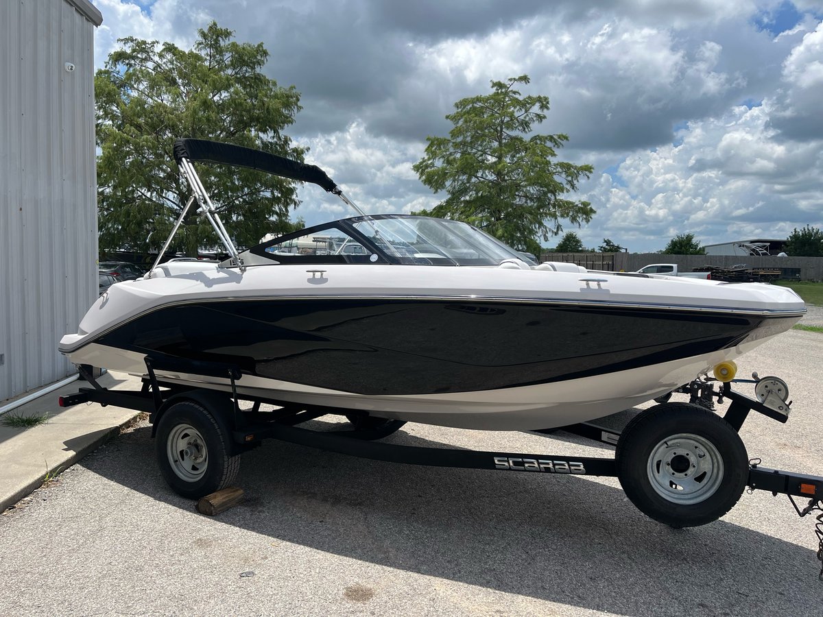 2017 Scarab 195