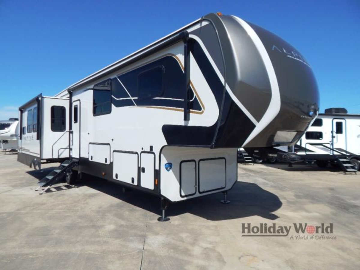 2025 Keystone Alpine Avalanche Edition